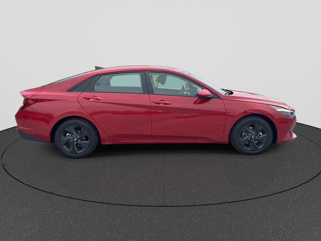 Certified 2023 Hyundai Elantra SEL FWD image 9