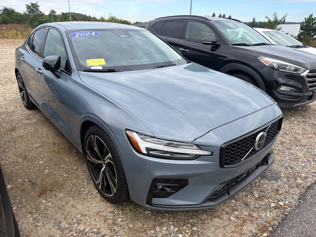 Used 2024 Volvo S60 B5 Plus AWD/4WD image 5