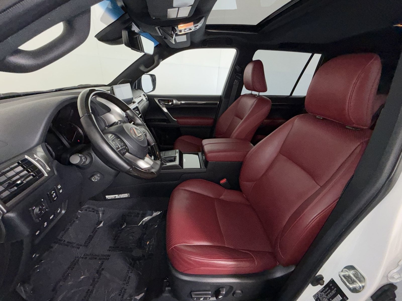 Used 2023 Lexus GX 460 Luxury w/ Sport Design Package AWD/4WD image 13