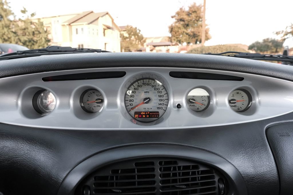 Used 2001 Chrysler Prowler image 21