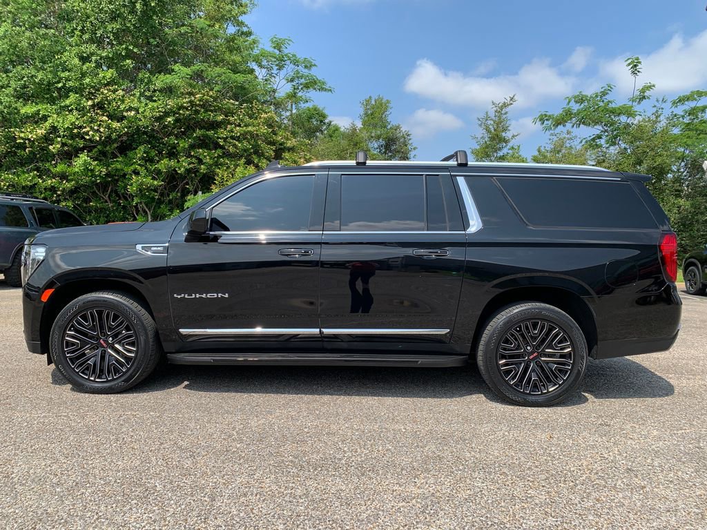 Used 2023 GMC Yukon XL SLT RWD image 5