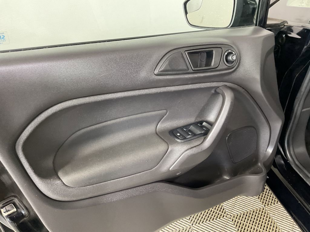 Used 2017 Ford Fiesta SE w/ Equipment Group 201A image 16