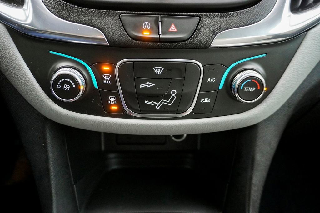 Used 2023 Chevrolet Equinox LS image 15