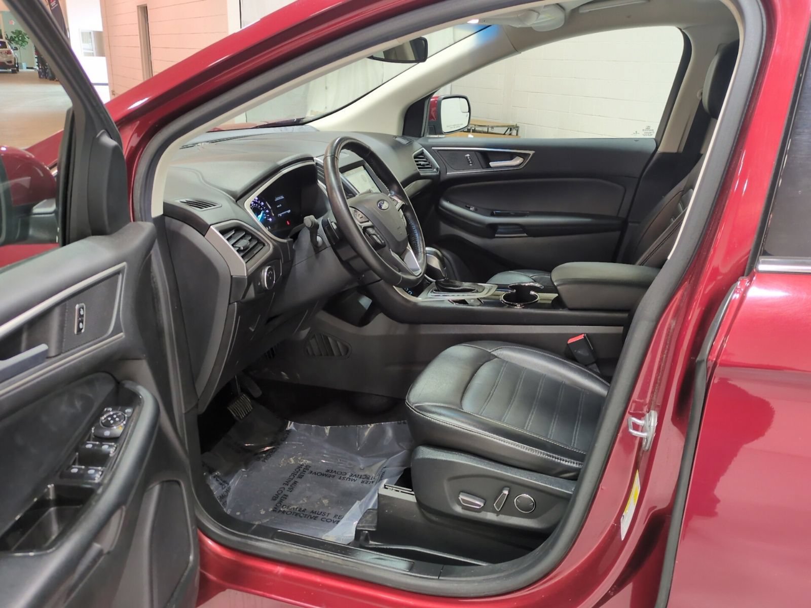 Used 2017 Ford Edge SEL w/ Equipment Group 201A AWD/4WD image 15