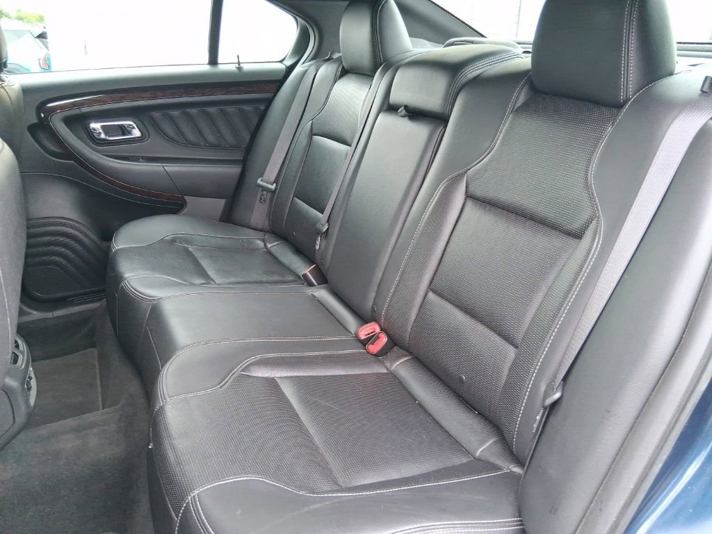 Used 2017 Ford Taurus Limited FWD image 10