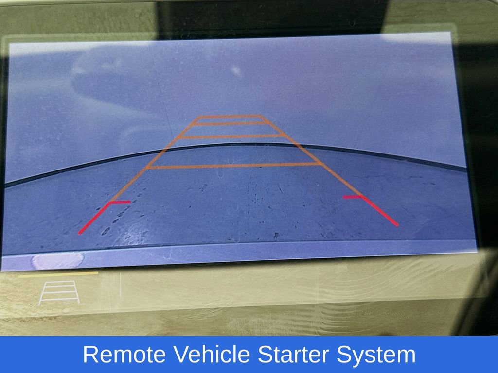 Used 2019 Chevrolet Malibu Hybrid w/ Leather Package image 19