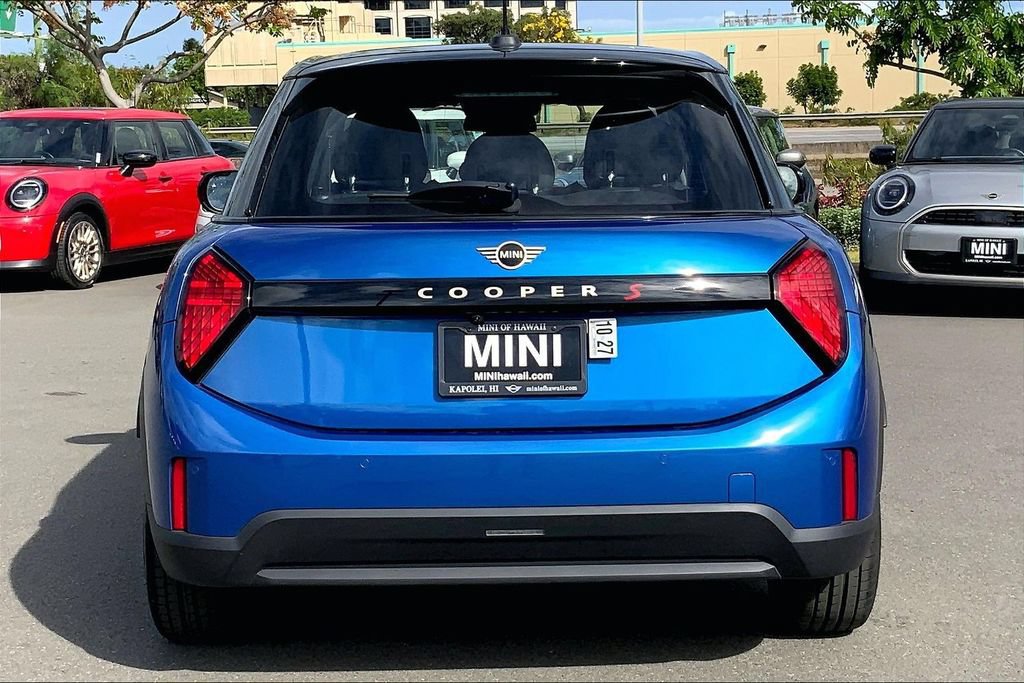 Certified 2026 MINI Cooper S FWD image 5