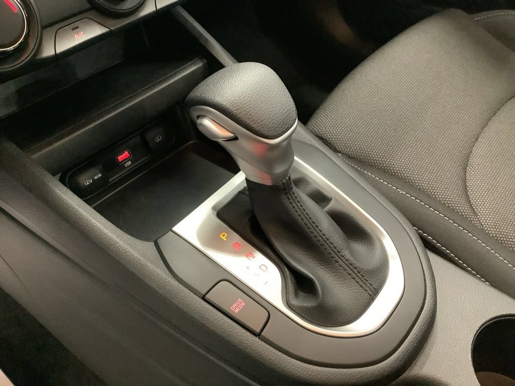Certified 2024 Kia Forte LXS FWD image 16