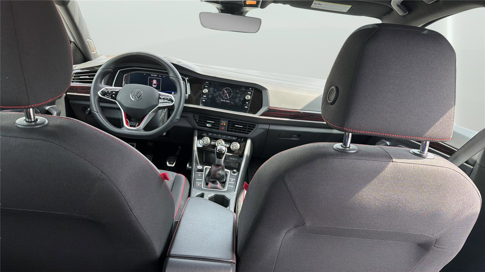 Used 2024 Volkswagen Jetta GLI 40th Anniversary Edition FWD image 14