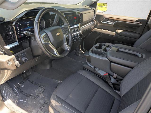 Used 2022 Chevrolet Silverado 1500 LT AWD/4WD image 9