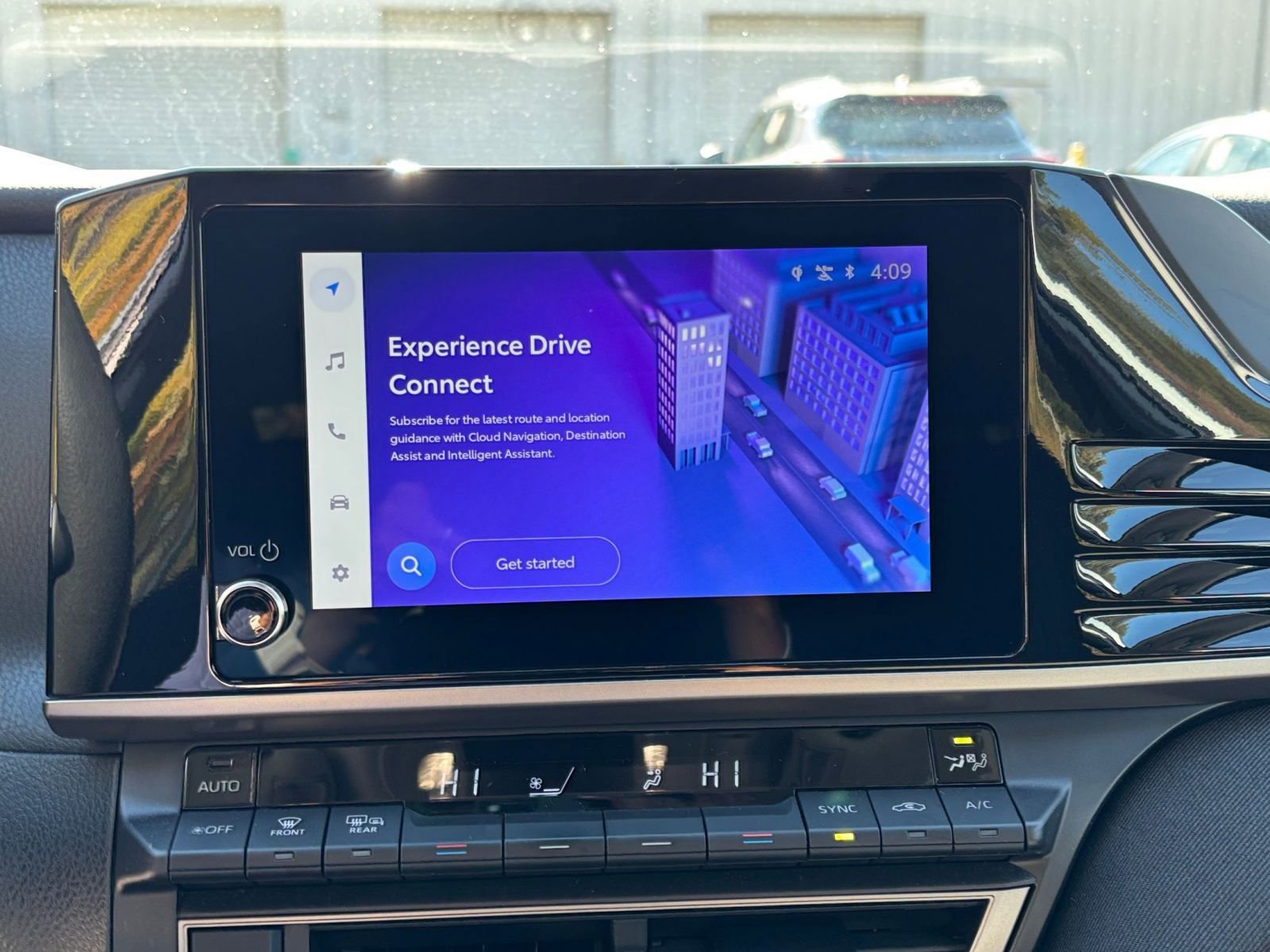 Used 2025 Toyota Camry LE image 21