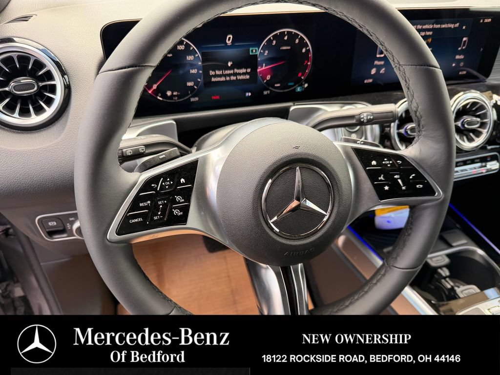 New 2026 Mercedes-Benz GLB 250 4MATIC image 10