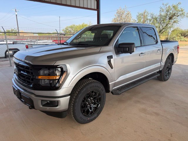 New 2026 Ford F150 XLT w/ Equipment Group 302A MID AWD/4WD image 3