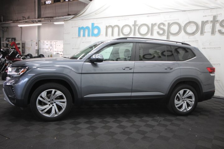 Used 2021 Volkswagen Atlas SE w/ Towing Package image 2