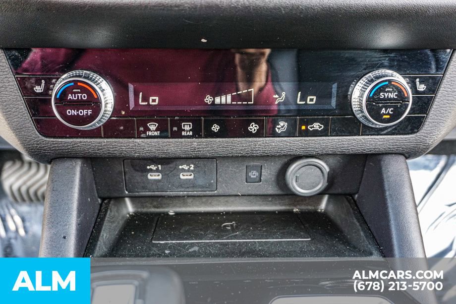 Used 2025 Mitsubishi Outlander SE FWD image 45