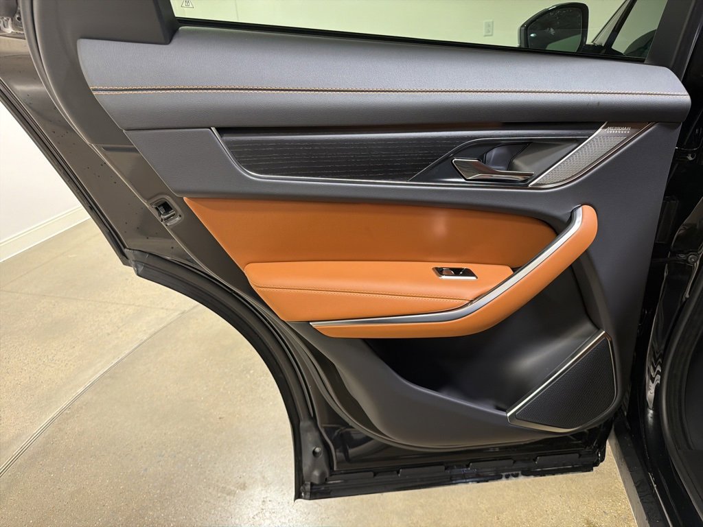 New 2026 Jaguar F-PACE R-Dynamic S image 20