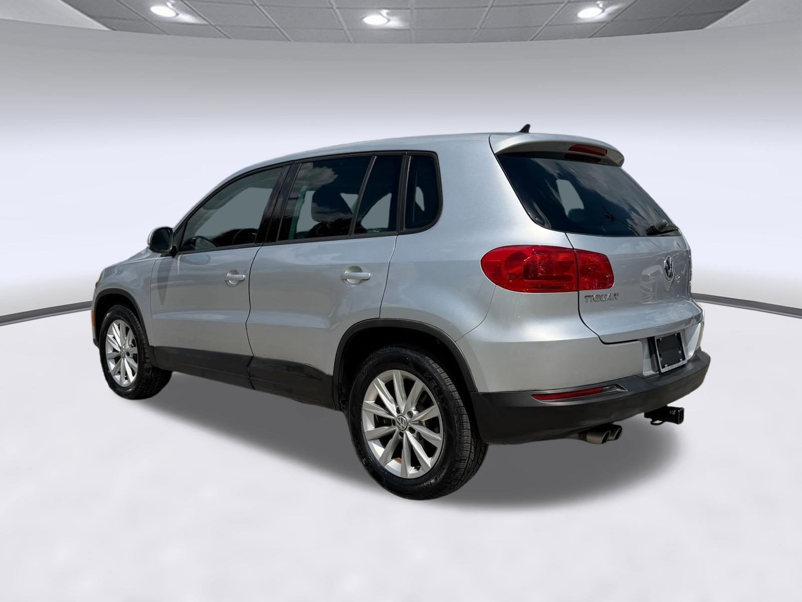 Used 2014 Volkswagen Tiguan SE FWD image 3