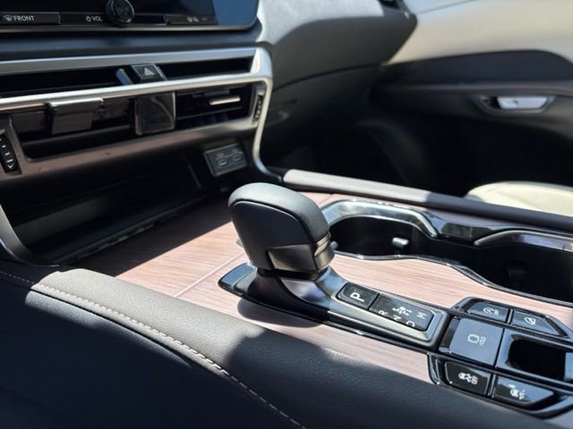 Used 2023 Lexus RX 350 Premium w/ Accessory Package AWD/4WD image 21