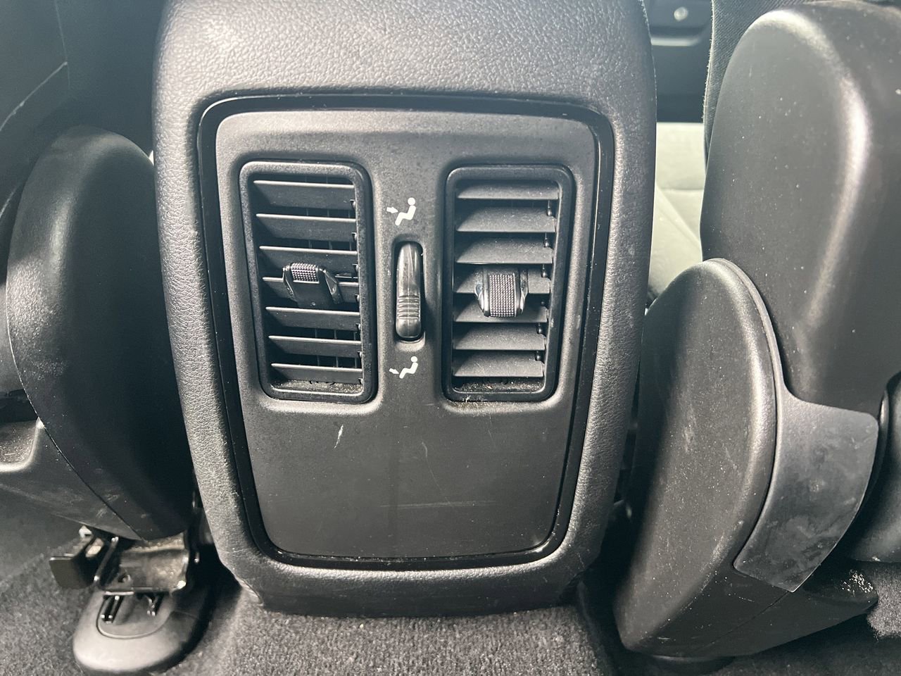 Used 2023 Dodge Durango GT image 24