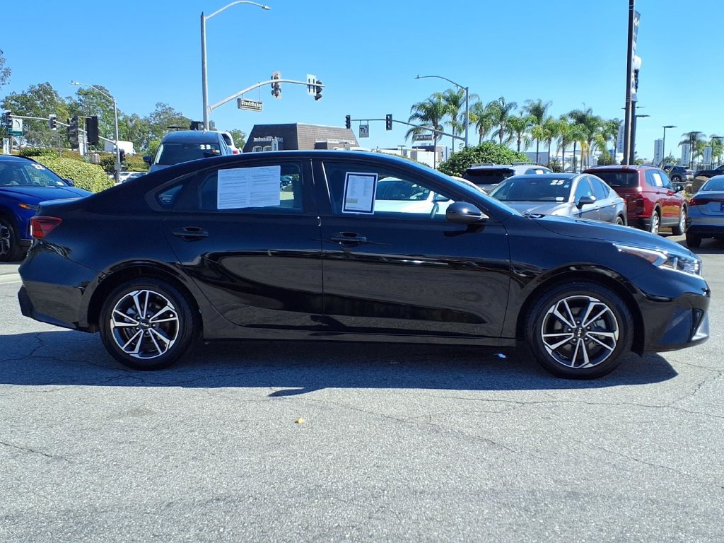 Certified 2023 Kia Forte LXS FWD image 6