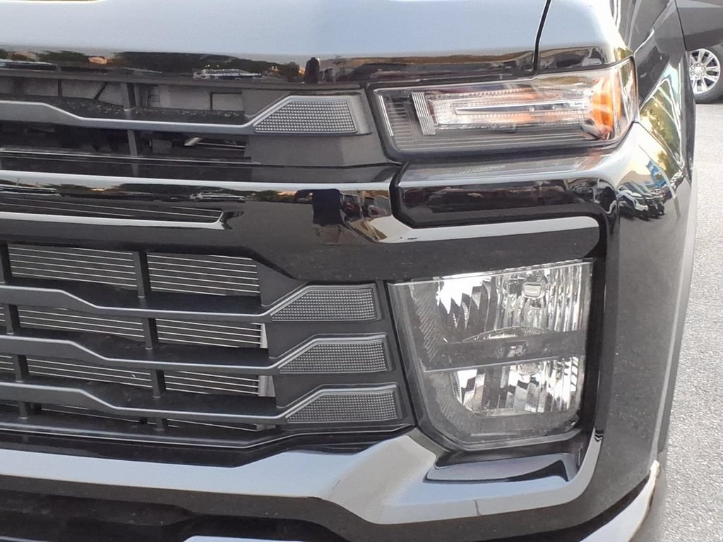 New 2026 Chevrolet Silverado 2500 Custom w/ Custom Value Package AWD/4WD image 8