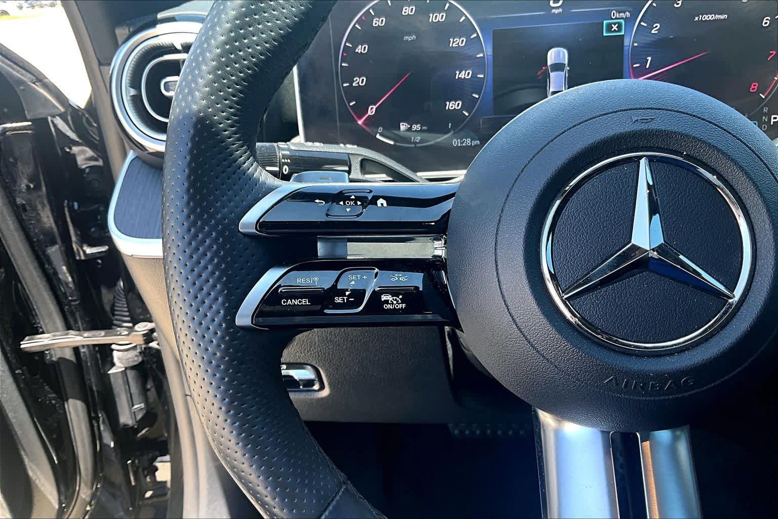 Used 2023 Mercedes-Benz C 300 Sedan image 20
