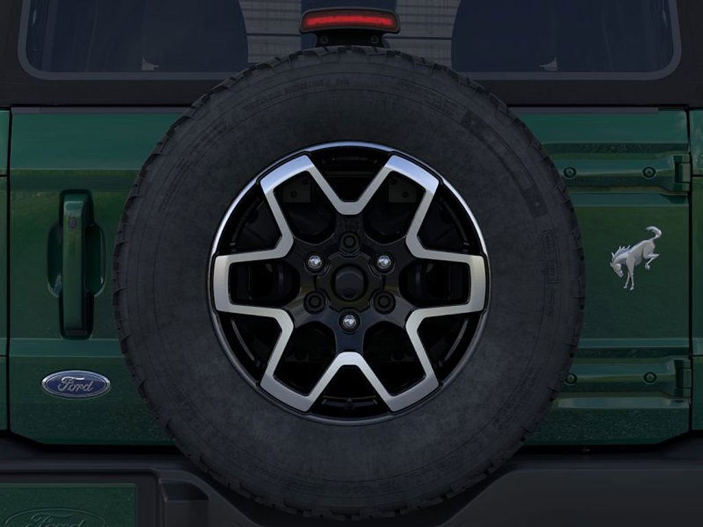 New 2025 Ford Bronco Outer Banks image 24