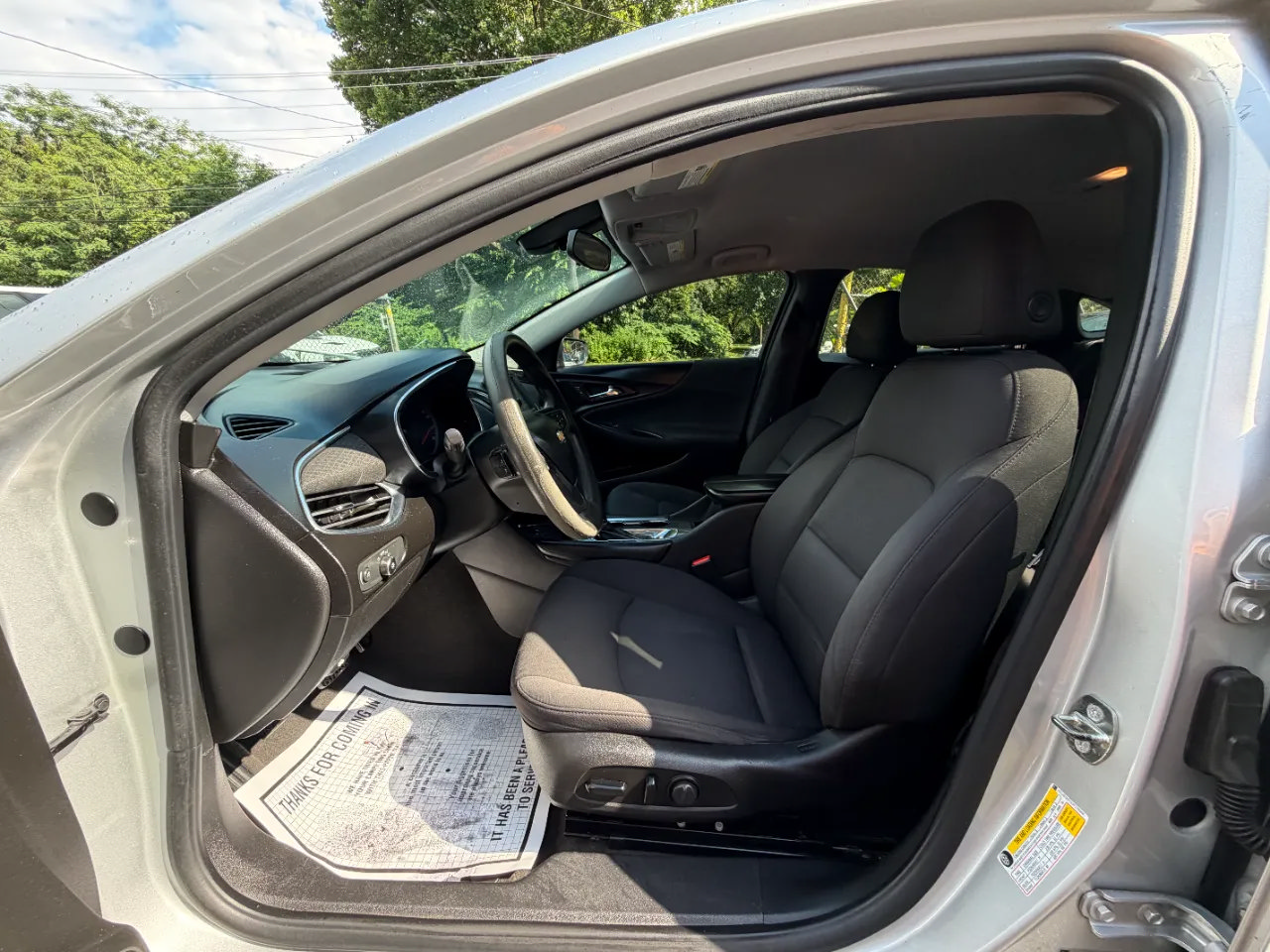 Used 2018 Chevrolet Malibu LT FWD image 20