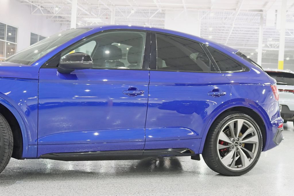 Used 2023 Audi SQ5 Prestige w/ Prestige Package AWD/4WD image 4