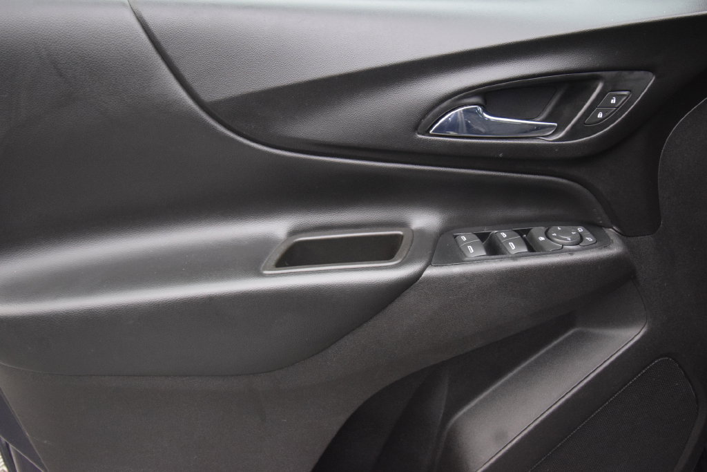Used 2018 Chevrolet Equinox LT FWD image 20