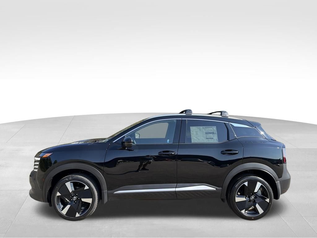 New 2026 Nissan Kicks SR image 2