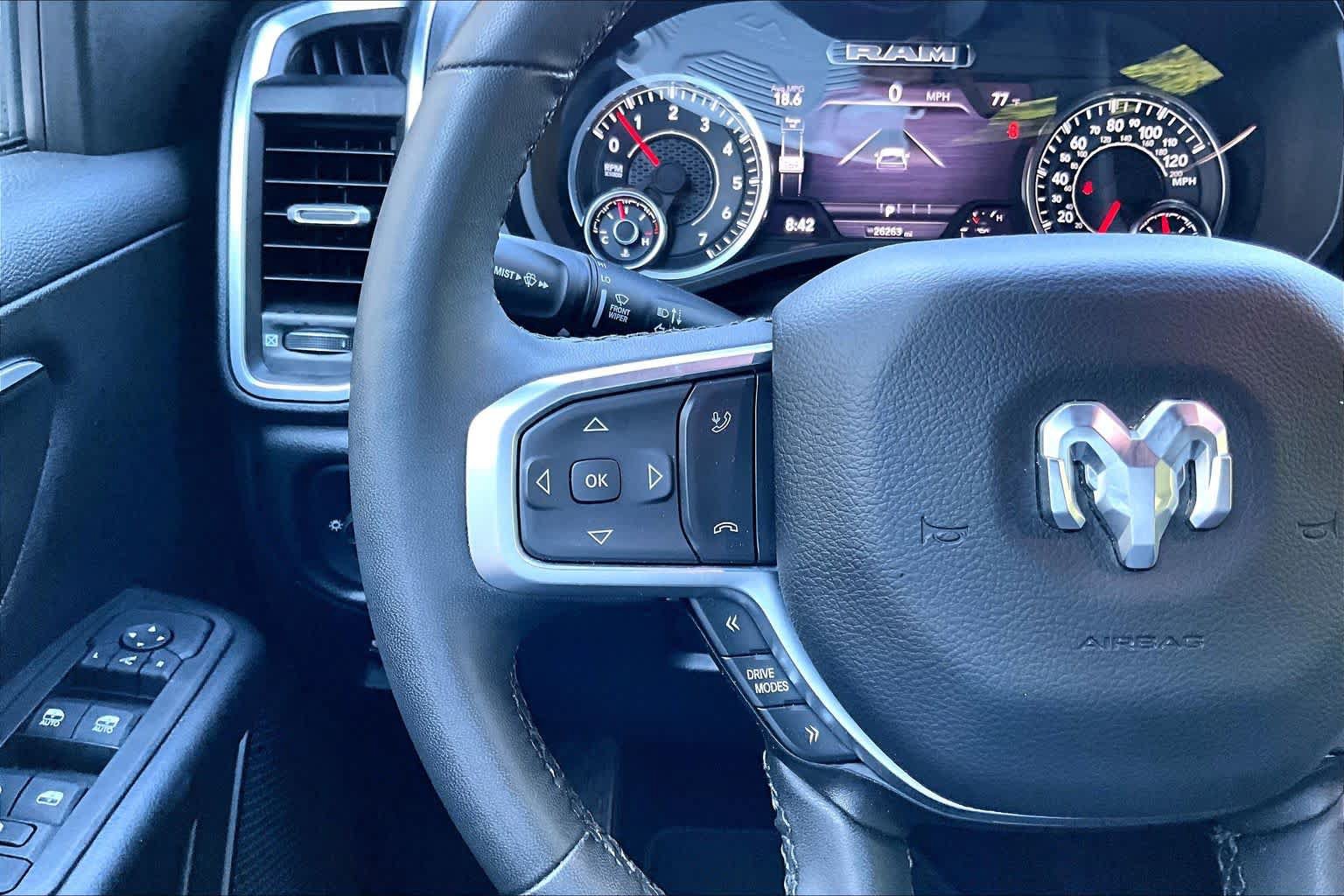 Used 2025 RAM 1500 Big Horn AWD/4WD image 24