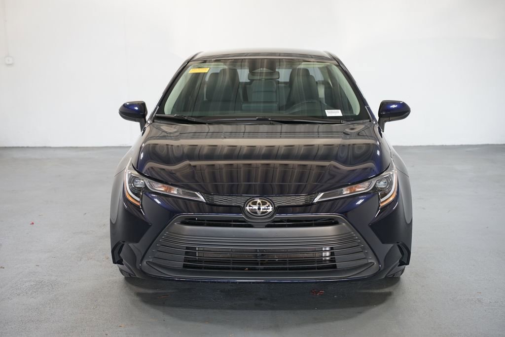Certified 2025 Toyota Corolla LE image 2