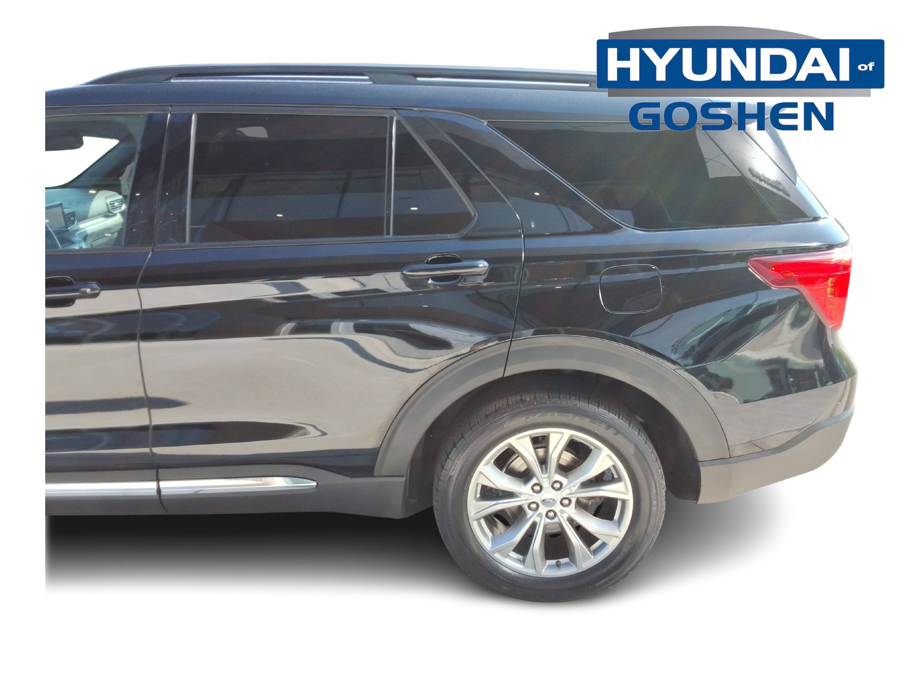 Used 2020 Ford Explorer XLT w/ Equipment Group 202A AWD/4WD image 6