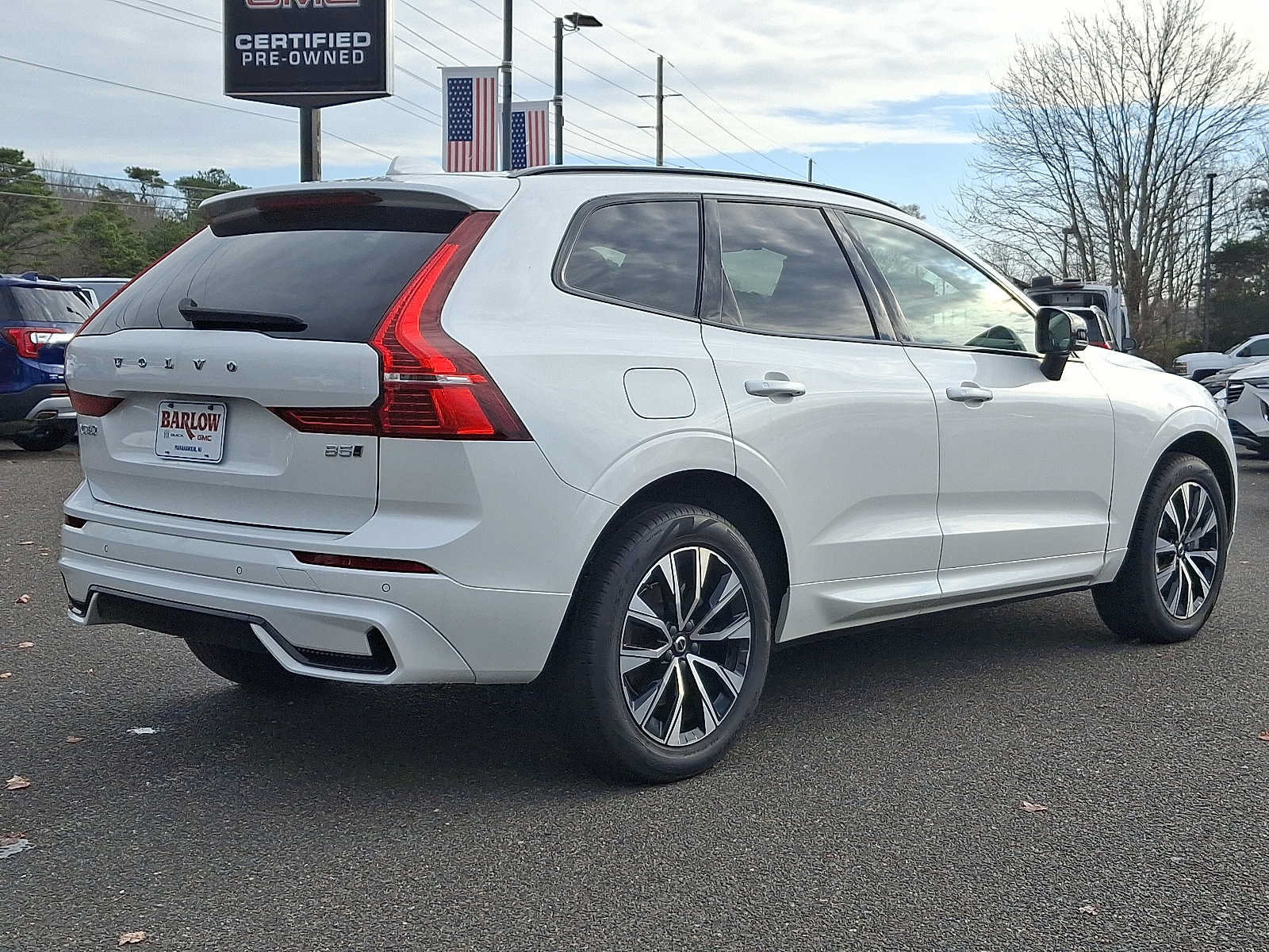Used 2024 Volvo XC60 B5 Core w/ Climate Package AWD/4WD image 6