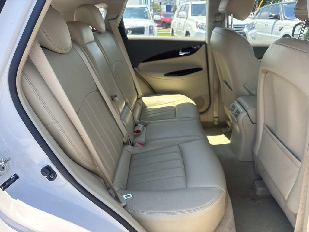 Used 2011 INFINITI EX35 Journey w/ Premium Pkg RWD image 11