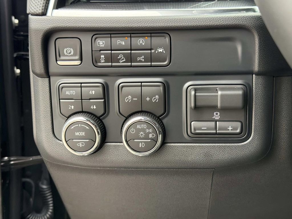 New 2026 Chevrolet Suburban RST AWD/4WD image 50
