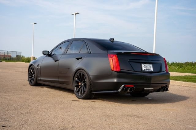 Used 2019 Cadillac CTS V w/ Luxury Package RWD image 5