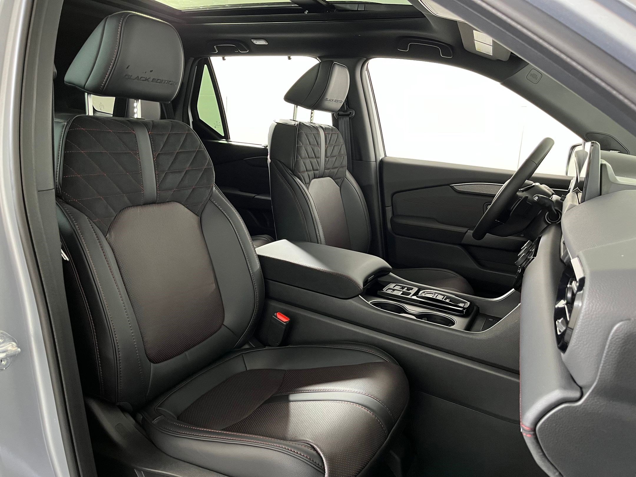 New 2026 Honda Pilot Black Edition image 25