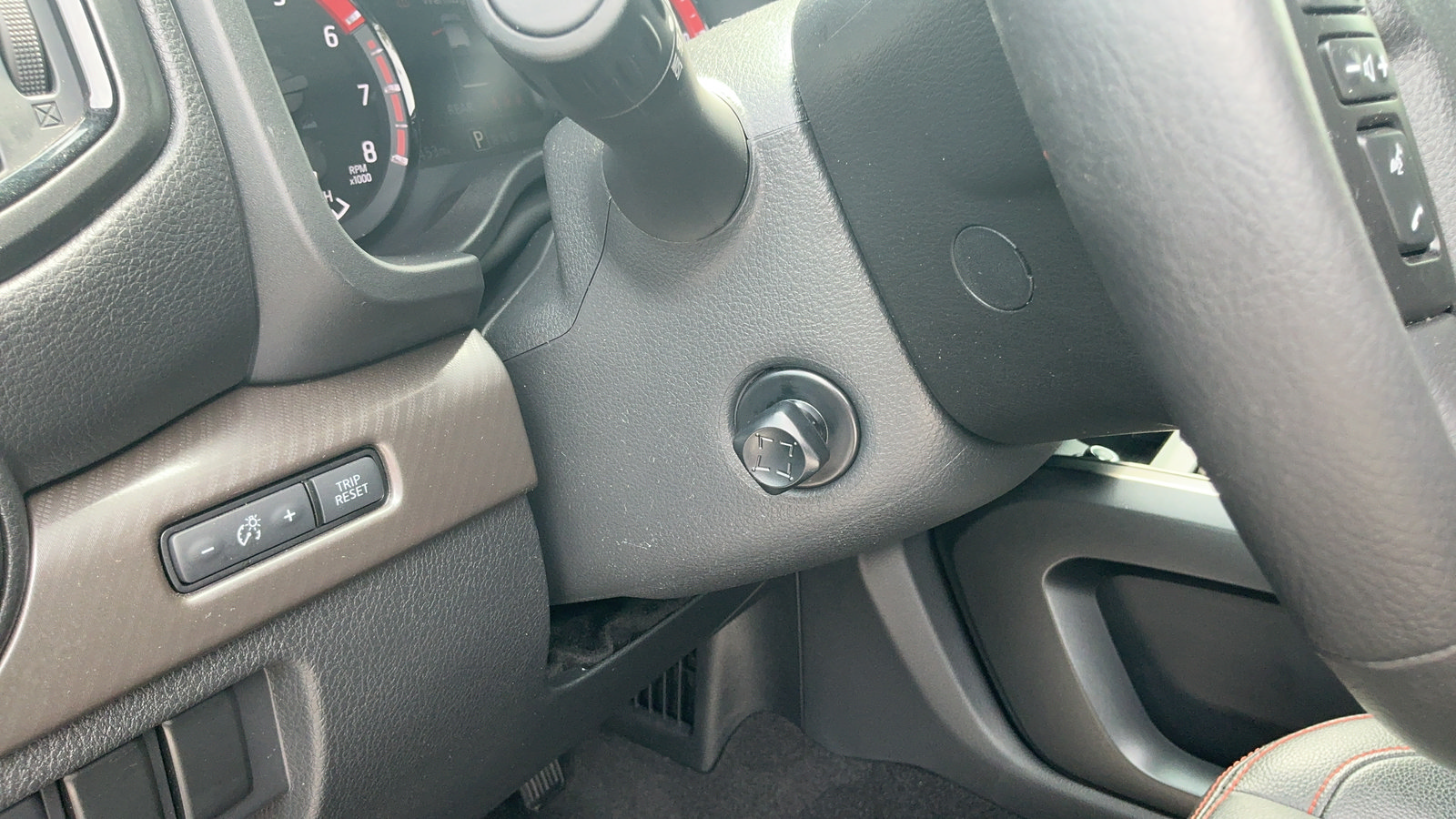 Certified 2024 Nissan Titan PRO-4X w/ Pro-4x Convenience Package AWD/4WD image 17