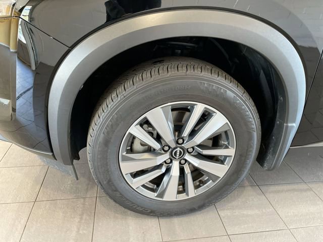 Used 2025 Nissan Pathfinder SL AWD/4WD image 8