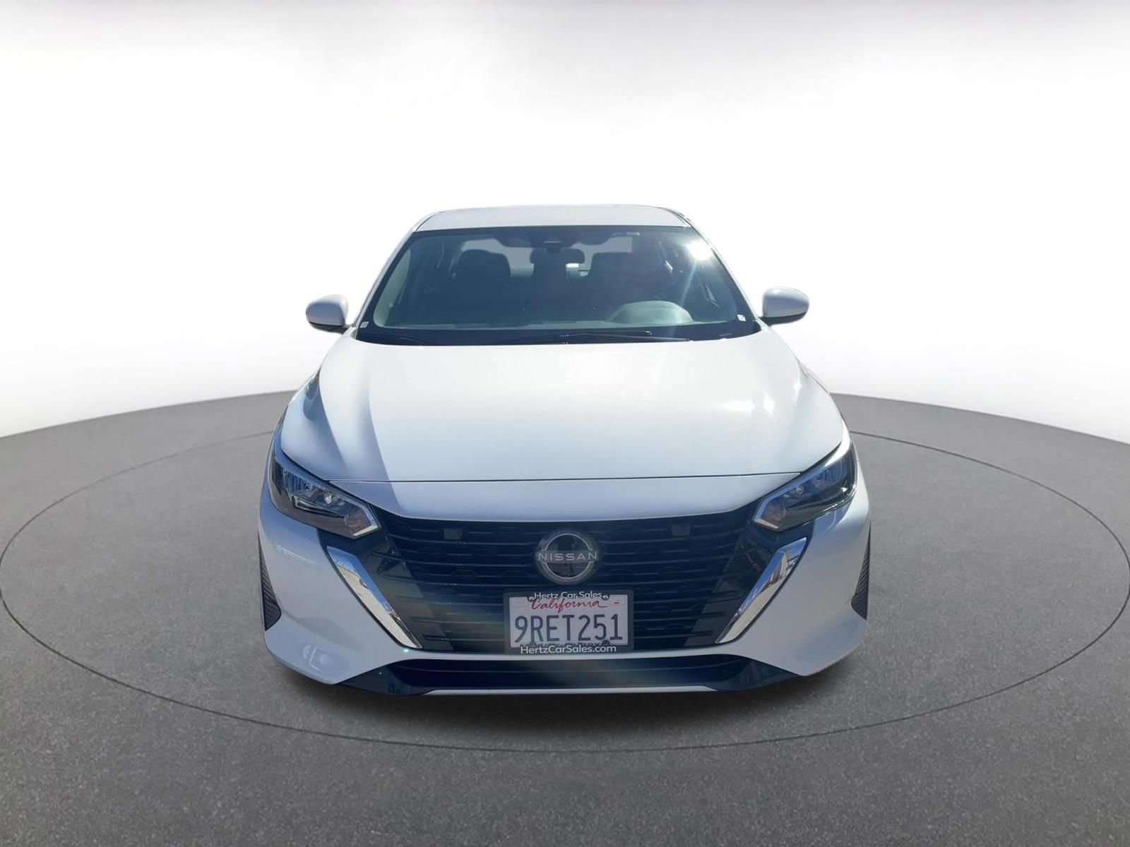 Used 2025 Nissan Sentra S image 4