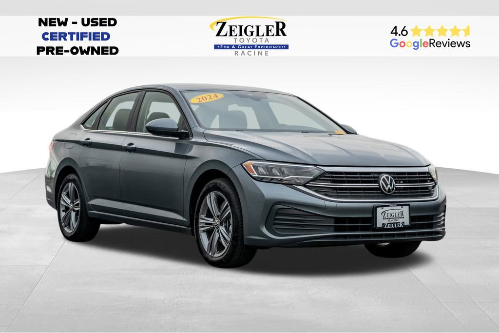Used 2024 Volkswagen Jetta SE image 1