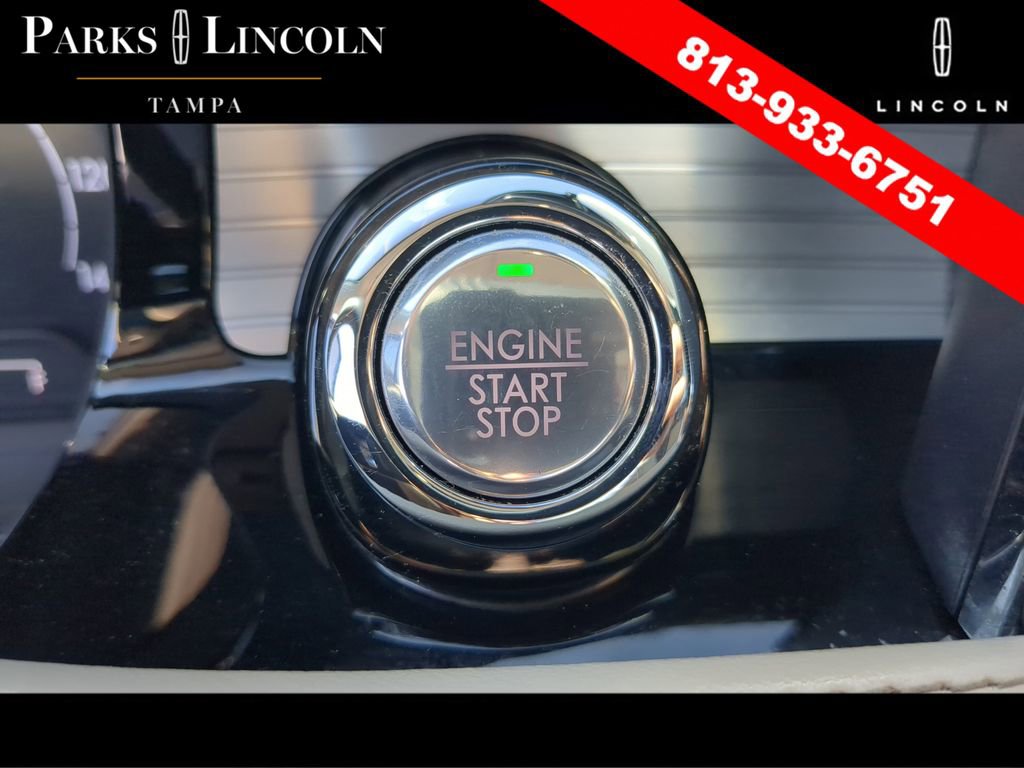 Certified 2021 Lincoln Corsair FWD w/ Premium Package image 30