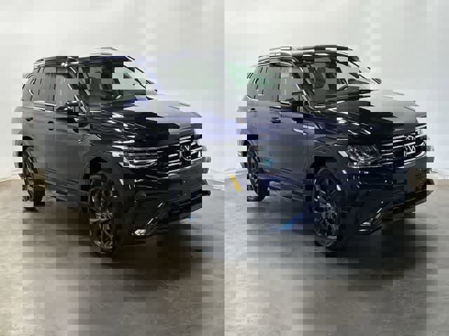 Certified 2022 Volkswagen Tiguan SE w/ Panoramic Sunroof Package image 31