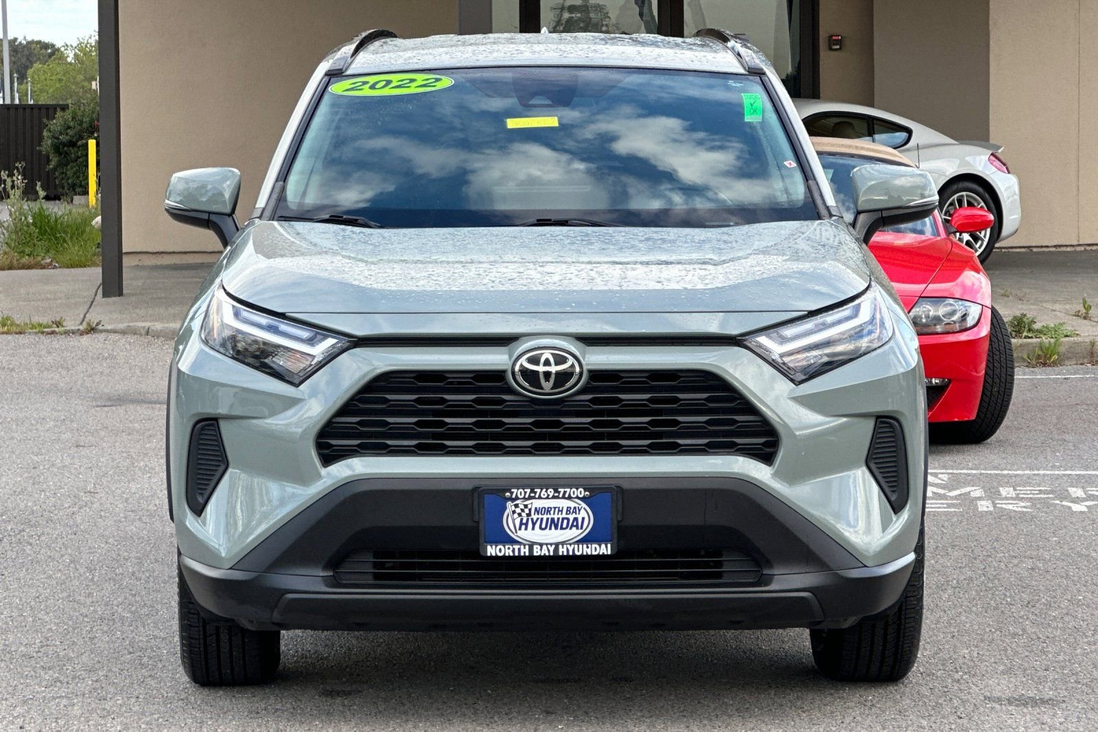 Used 2022 Toyota RAV4 XLE image 9