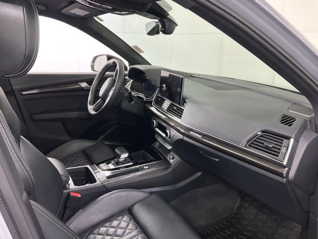 Used 2023 Audi SQ5 Prestige w/ Prestige Package image 30