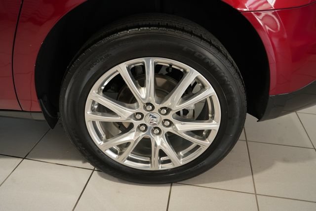 Used 2024 Buick Enclave Premium AWD/4WD image 13