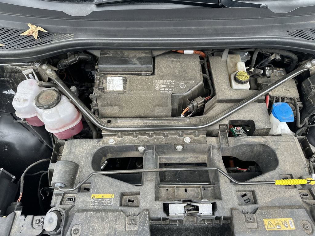 Used 2023 Volkswagen ID.4 Pro image 12