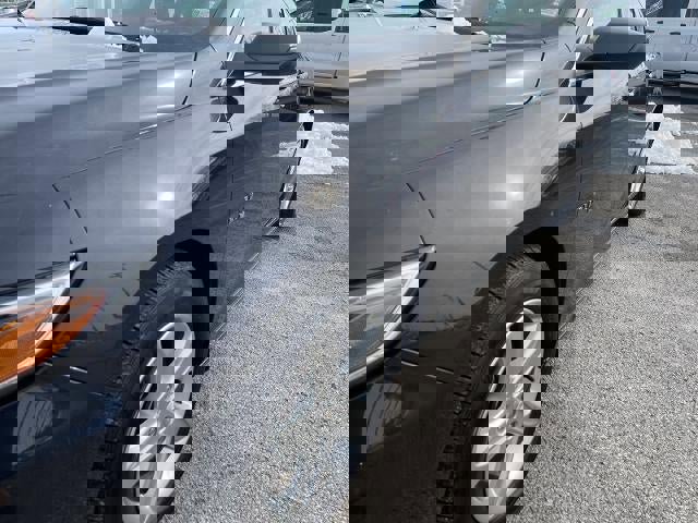 Used 2023 Chevrolet Malibu LT image 5